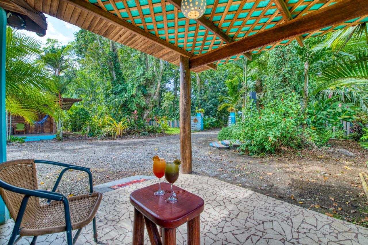 Hotel Banana Azul - Adults Only Puerto Viejo de Talamanca ภายนอก รูปภาพ